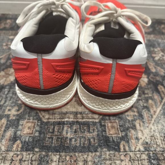 Saucony Triumph ISO 4 Running Shoes Athletic Sneakers Women's 9.5 S10413-2 - Picture 4 of 6